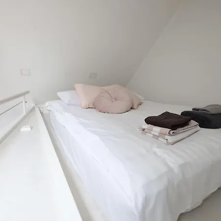 Poista 2ndhomes Unique 35m2 Studio Penthouse With Sauna & Balcony Apartment