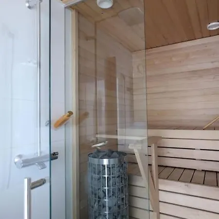 Poista 2ndhomes Unique 35m2 Studio Penthouse With Sauna & Balcony